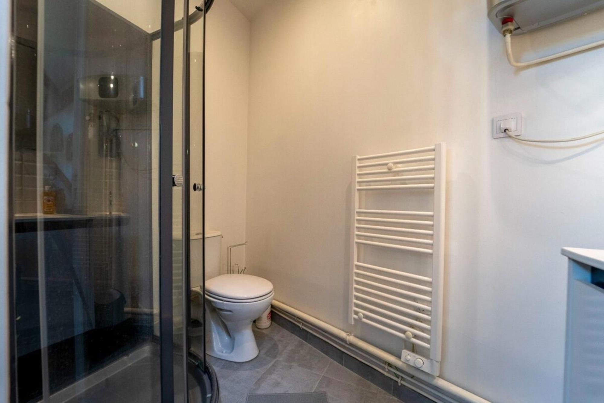 Authentique Studio Hypercentre - Clim - Wifi Appartement Nîmes Buitenkant foto