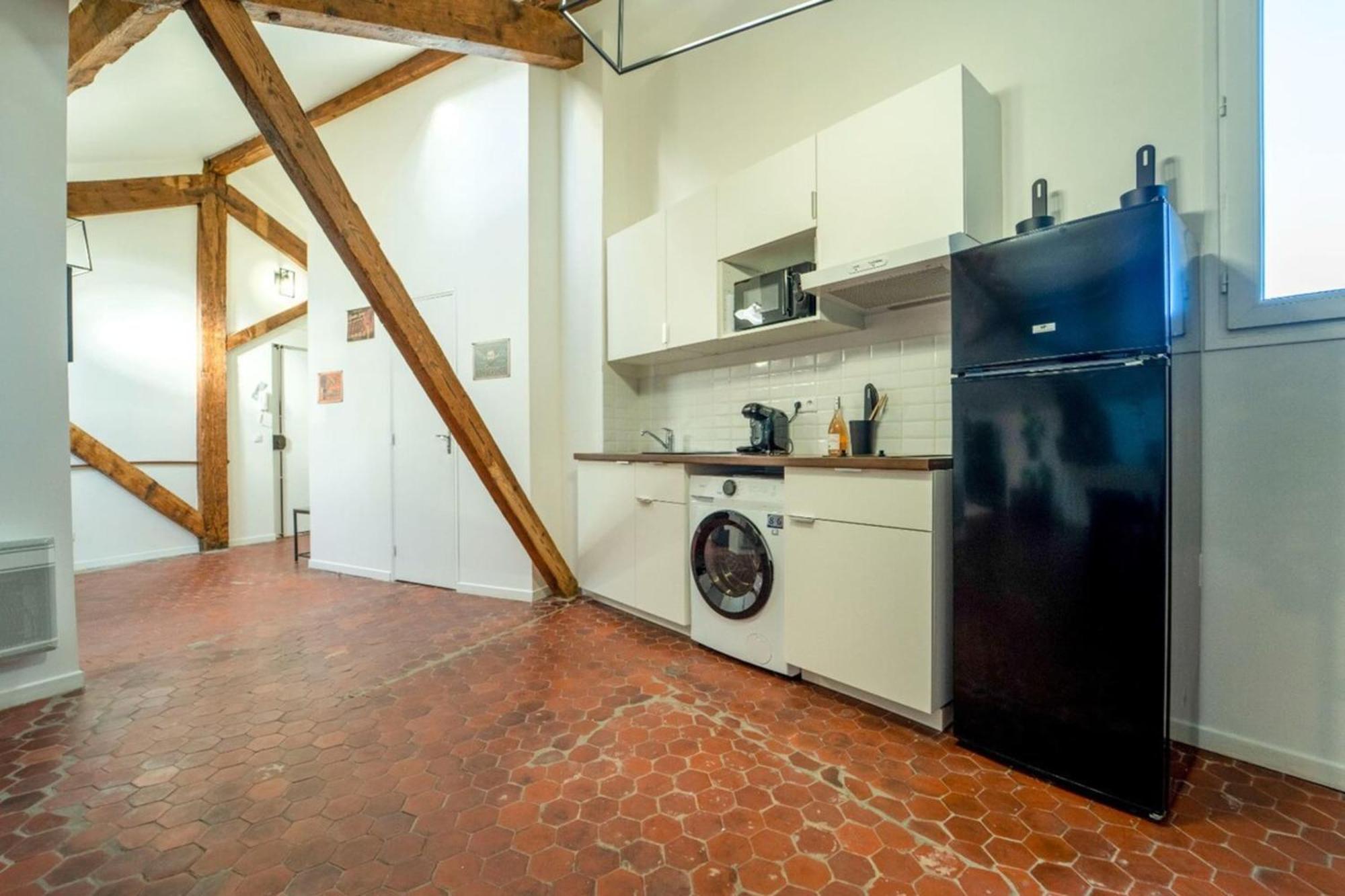 Authentique Studio Hypercentre - Clim - Wifi Appartement Nîmes Buitenkant foto